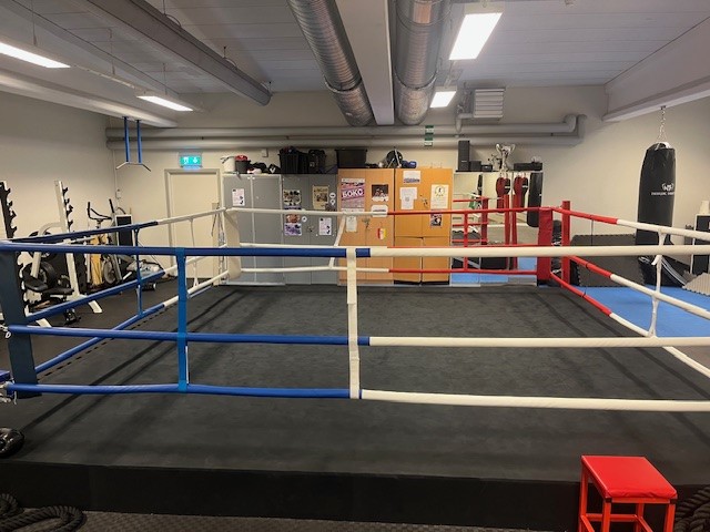 Boxningsring i träningslokalen hos BS Tor Kumla